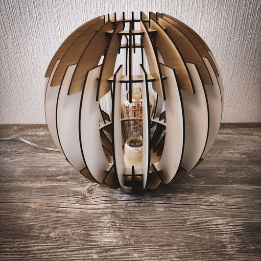 Wooden table lamp ,,Keilbin"