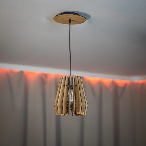 Wooden pendant lamp ,,Gira"